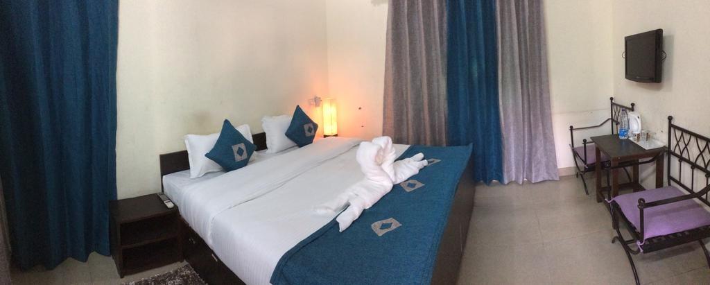 Hotel Sukhsadan Дехрадун Стая снимка